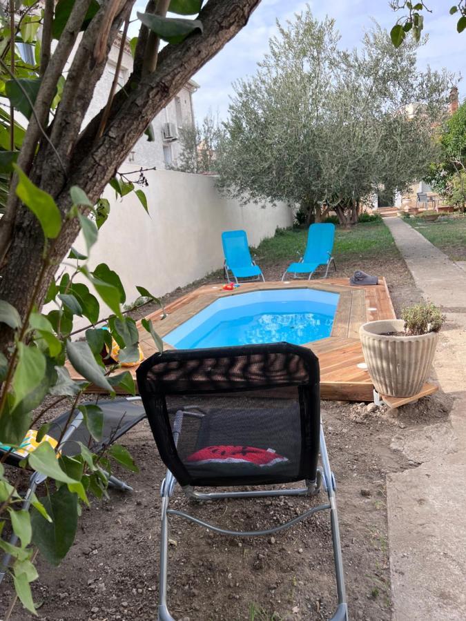Charmante Maison Climatisee Avec Piscine Au Calme A 카르카손 외부 사진